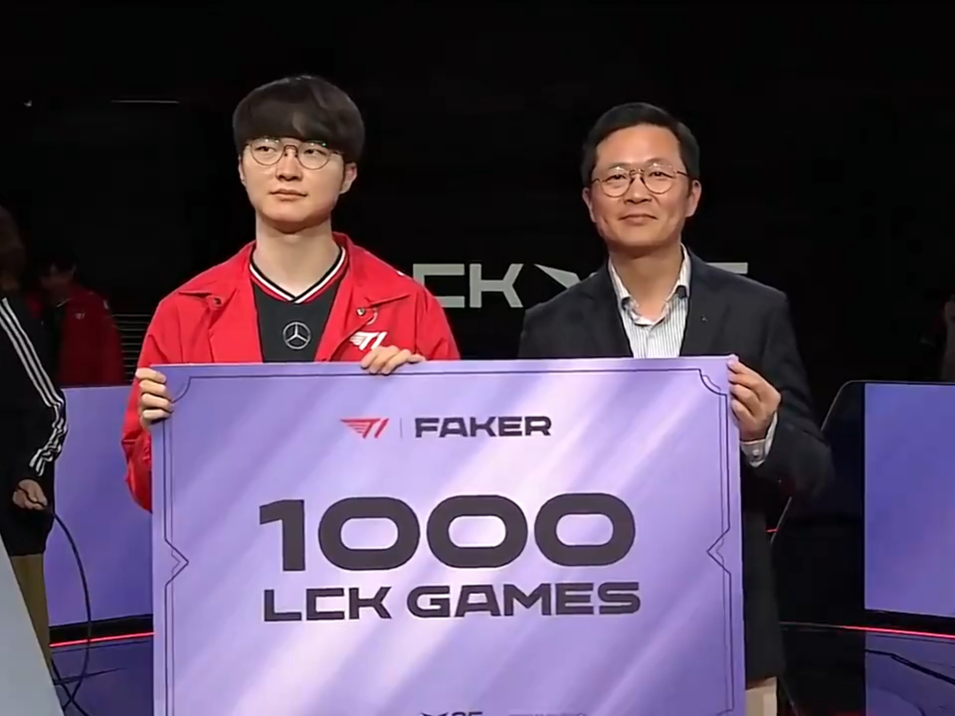 Faker关键节点突破纪录，SKT带队取胜！