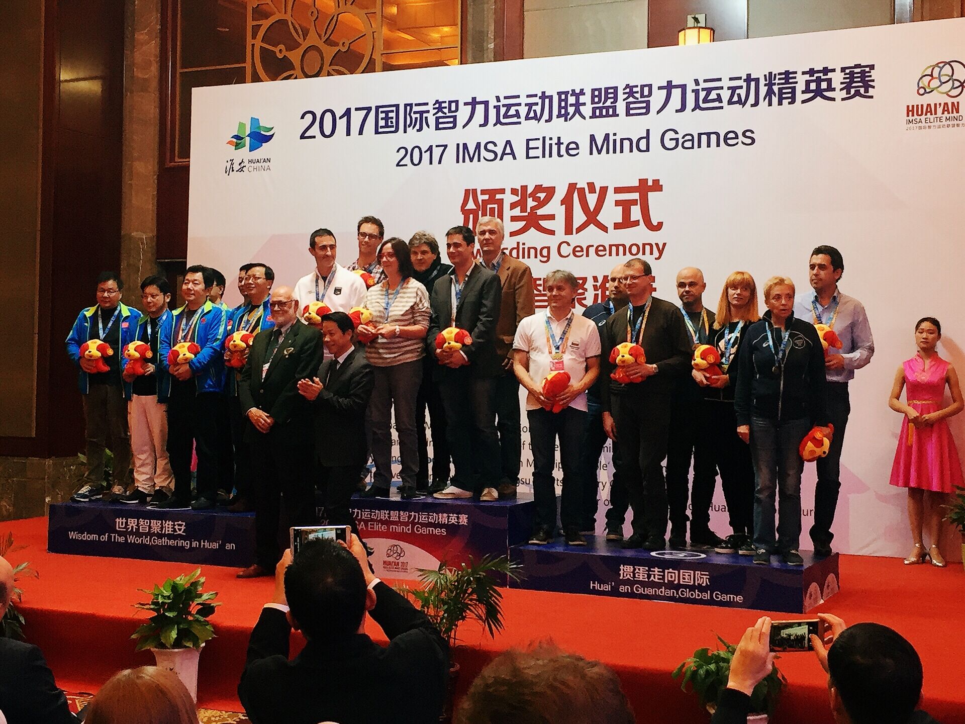 包含JackeyLove在瑞士队比赛中重返赛场，重要助攻引发热议！的词条